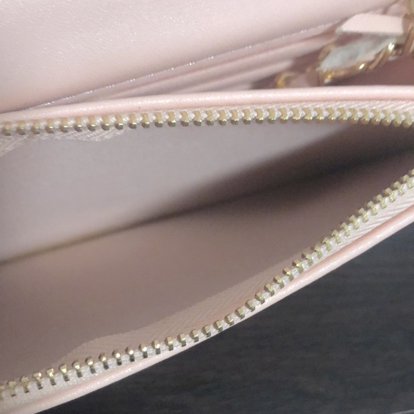EUC [bebe] Sophia Small Crossbody Bag in Baby Pink w/ Gold/Pink Chain - Picture 10 of 11